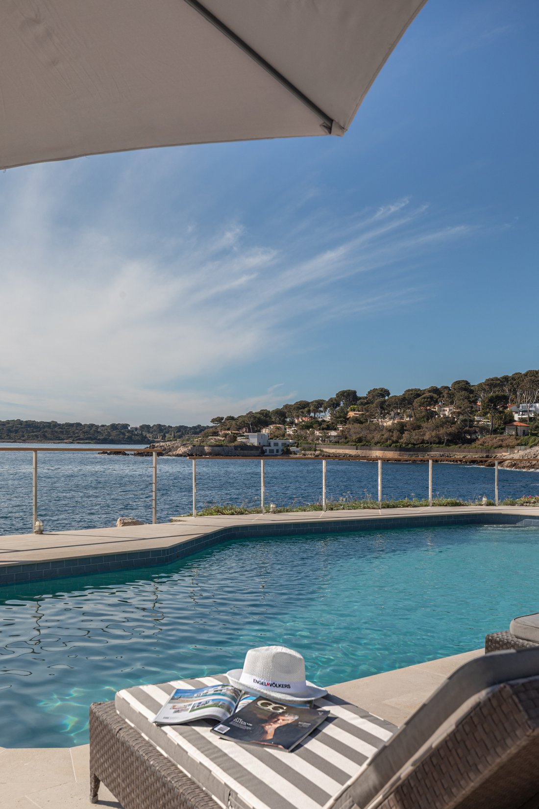House in Antibes, Provence-Alpes-Côte d'Azur, France 2 - 17599062