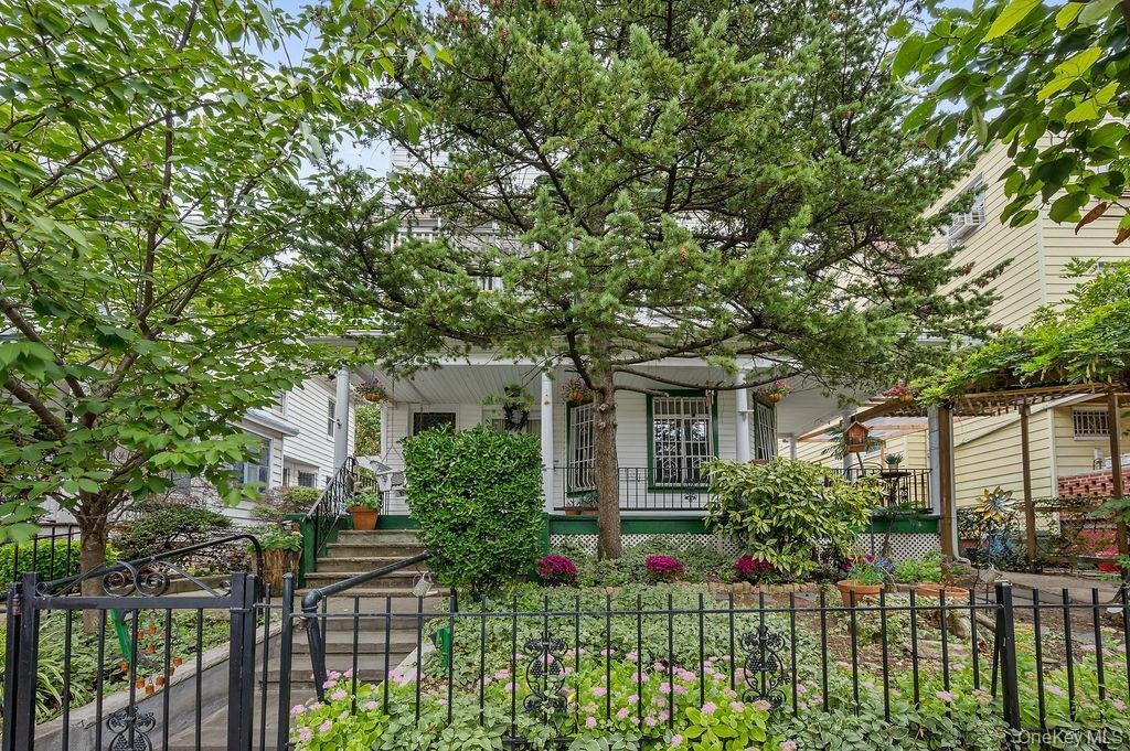House in New York, New York, United States 3 - 17613041