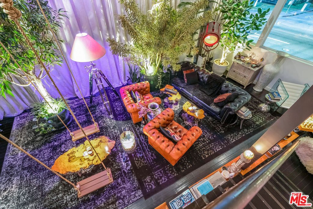 Los Angeles, California, United States 1 - 17606096