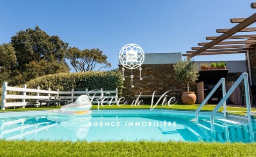 House in Centre, Bormes-les-Mimosas, France 1