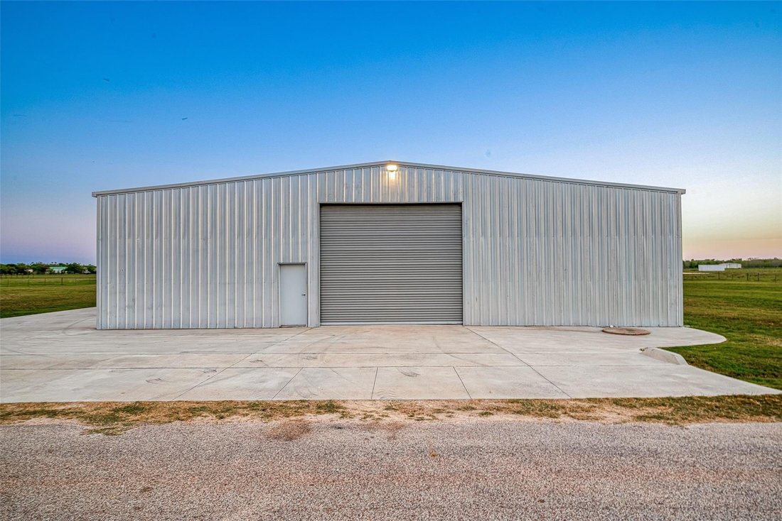 House in Brazoria, Texas, United States 2 - 17611131