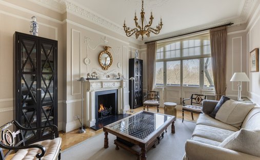 Apartment in Primrose Hill, Camden, England 1