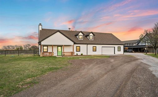 House in Sanger, Texas, United States 1