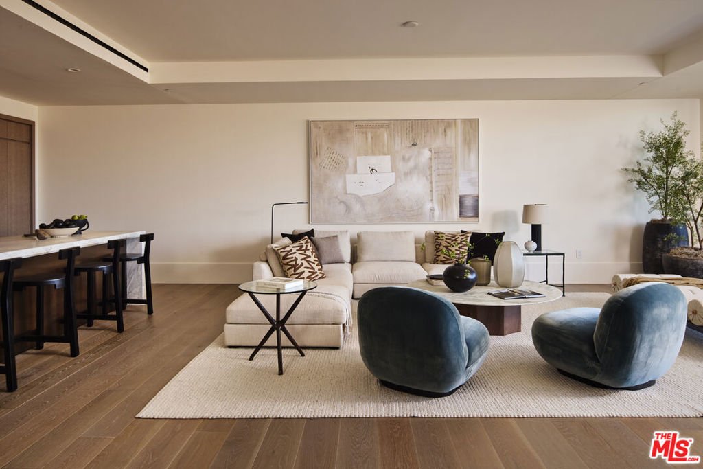 Condo in Los Angeles, California, United States 4 - 17606179