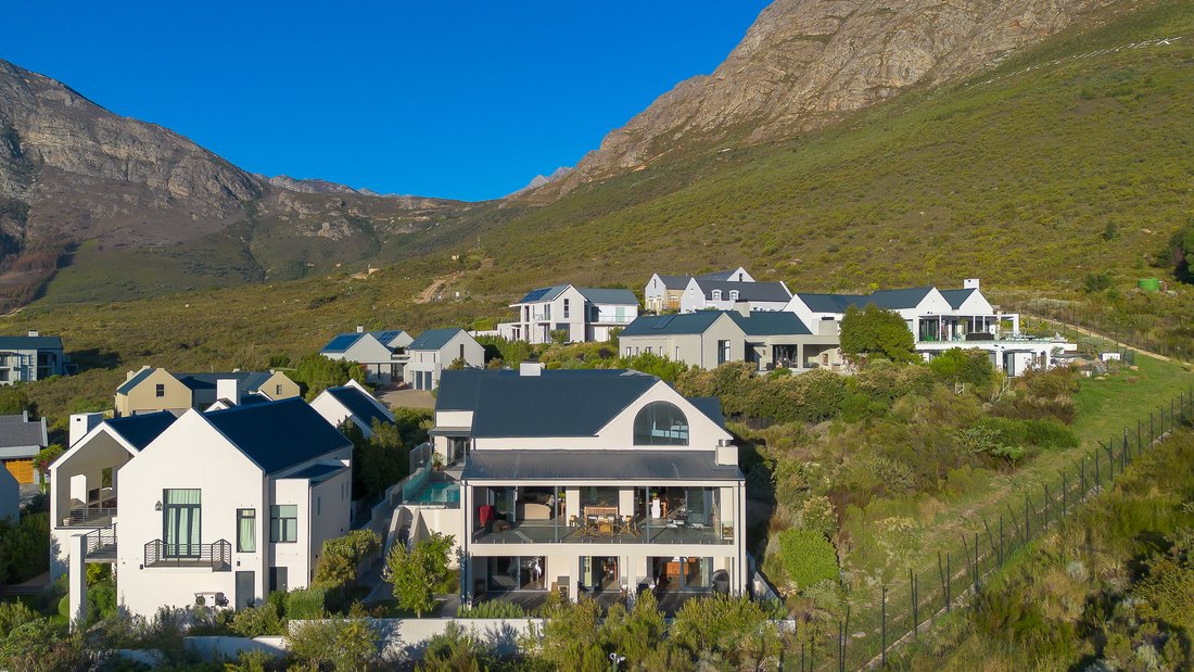 Country House in Franschhoek, Western Cape, South Africa 3 - 17611490
