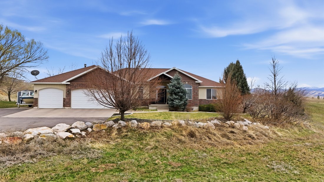House in Hyrum, Utah, United States 3 - 17601859