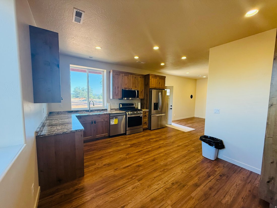 House in Kanab, Utah, United States 3 - 17602132