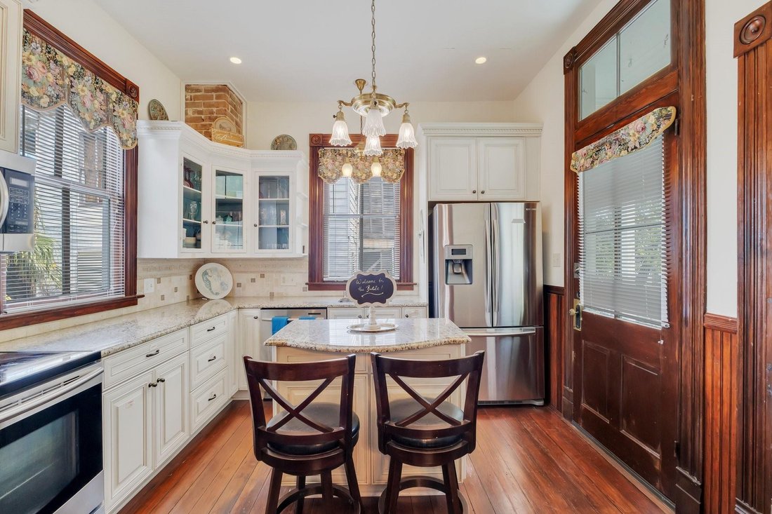 House in Galveston, Texas, United States 5 - 17611268