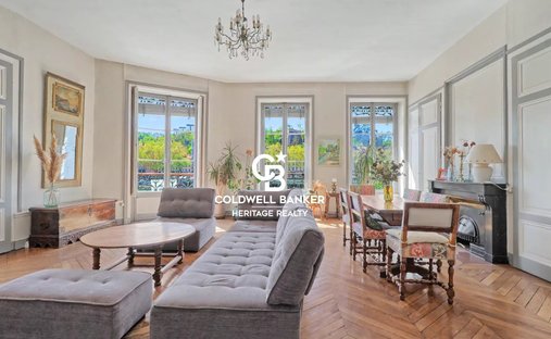 Apartment in Plateau de la Croix Rousse-Saône, Lyon 4e Arrondissement, Lyon 1