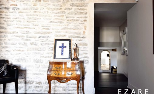 19th Century Château With 4,34 Hectare Wooded Park Swimming Pool Burgundy, Near Beaune