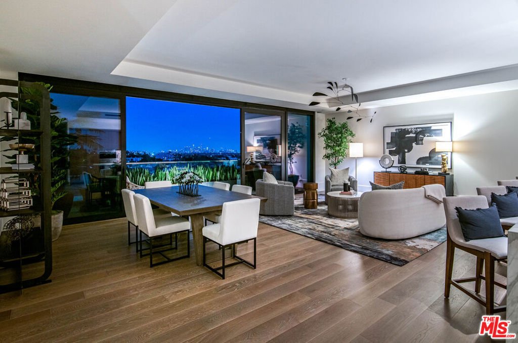 Condo in Los Angeles, California, United States 4 - 17606284