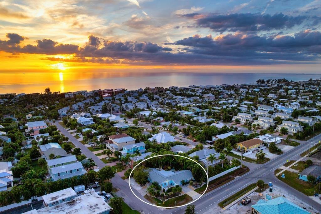 Apartment in Holmes Beach, Florida, United States 1 - 17603817