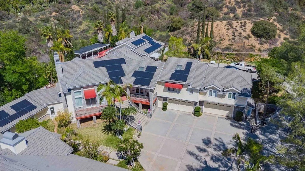 Bradbury, California, United States 1 - 16519303