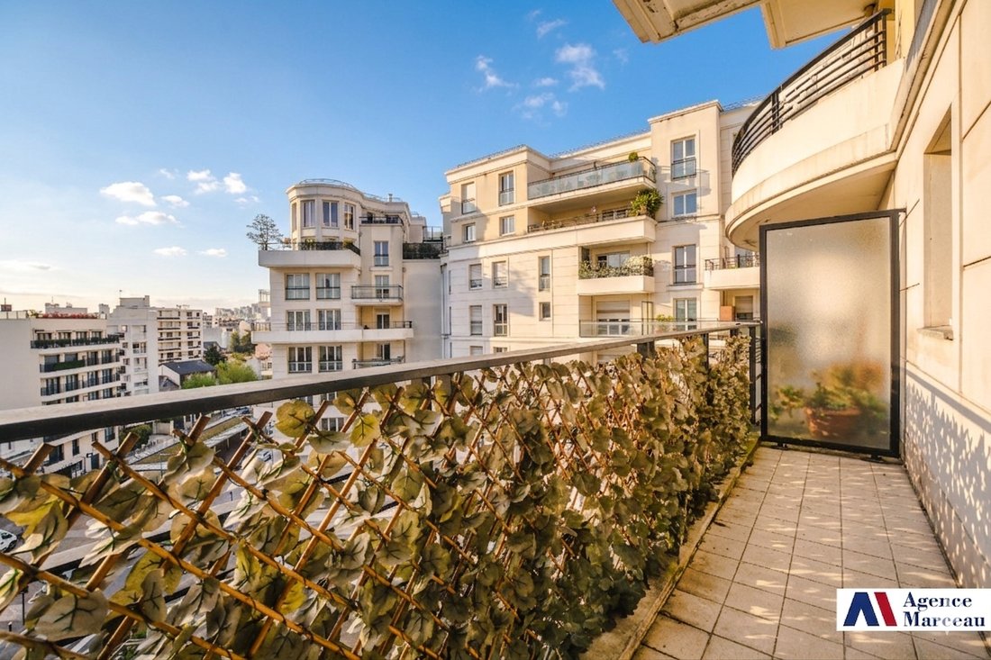 Apartment in Hôtel de Ville, Courbevoie, France 2 - 17612297