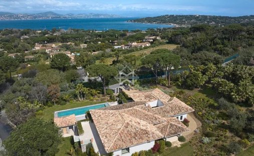 Estate in Zone Ouest Urbaine, Saint-Tropez, France 1