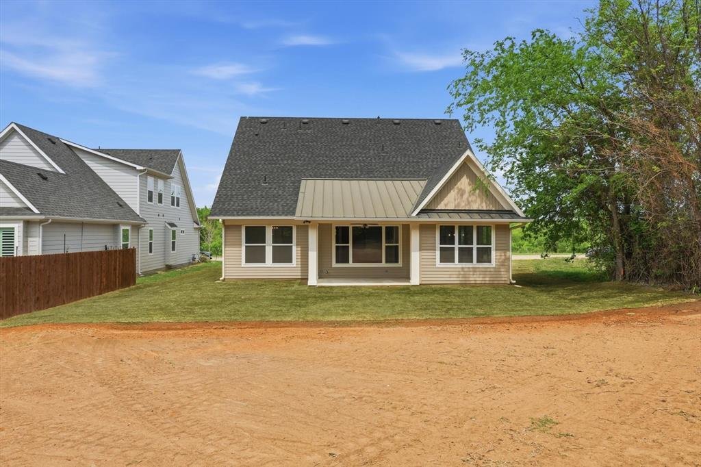 House in Lantana, Texas, United States 2 - 17610268