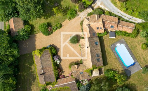 Maison à Savigné-l'Évêque, Pays de la Loire, France 1