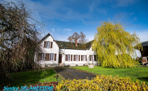 House in Lamotte-Warfusee, Hauts-de-France, France 1