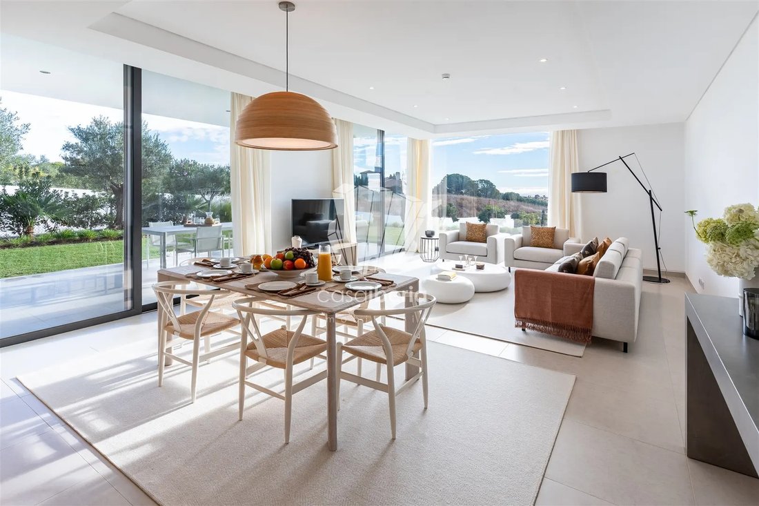 Curated visual reference: Serene Penthouse Retreat With Ocean In Vila Nova De Cacela Photo Inspiration