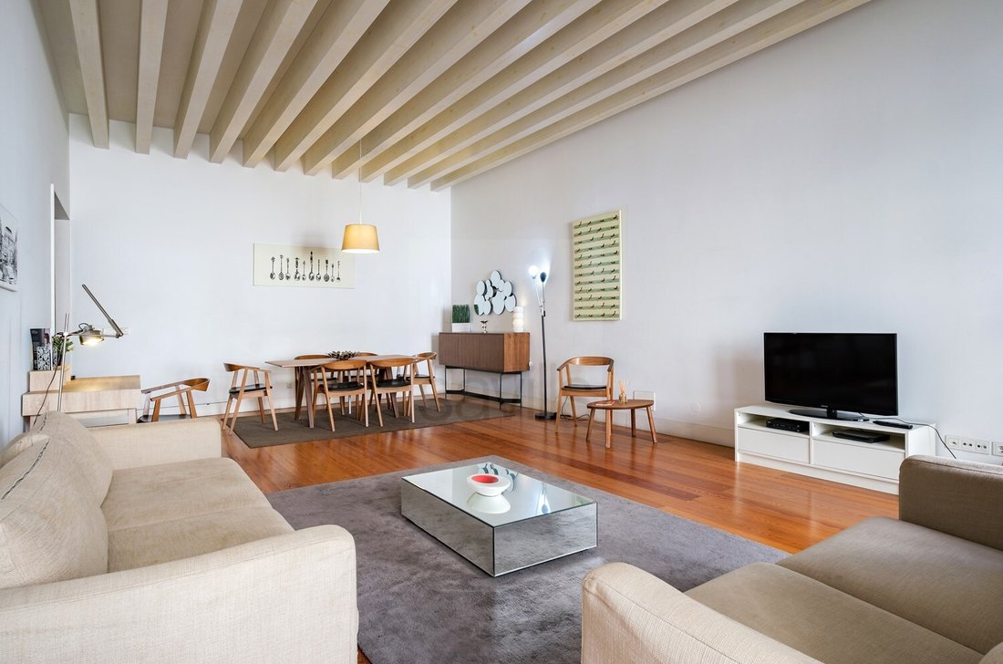 Apartment in Misericordia, Lisbon, Portugal 5 - 17613289