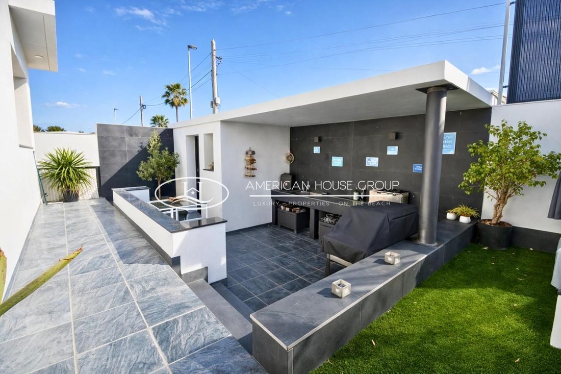 Chalet a Chiclana de la Frontera, Andalusia, Spagna 4 - 17598476