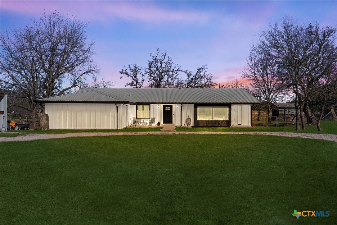 House in Lometa, Texas, United States 2 - 17601388