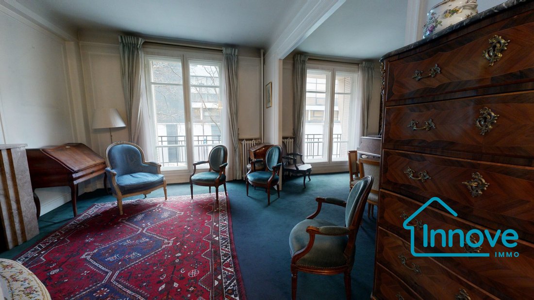 Apartment in Violet Commerce, Paris 15e Arrondissement, Paris 2 - 17615095