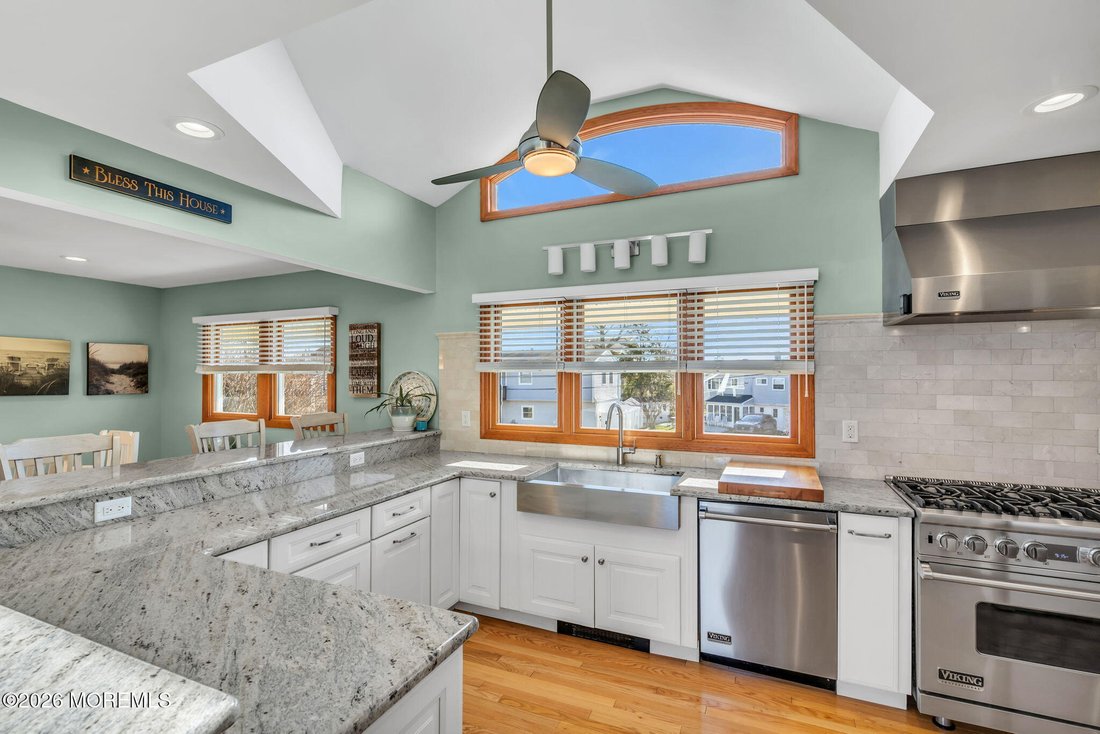 House in Toms River, New Jersey, United States 1 - 17611880