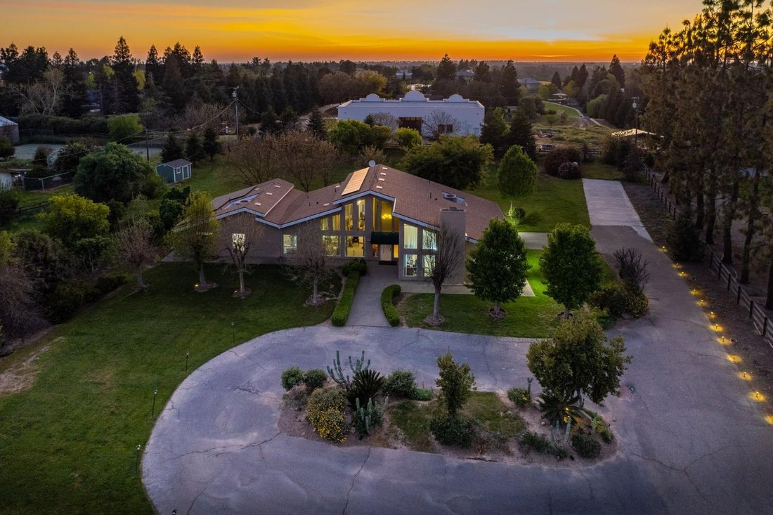 House in Clovis, California, United States 5 - 17602651
