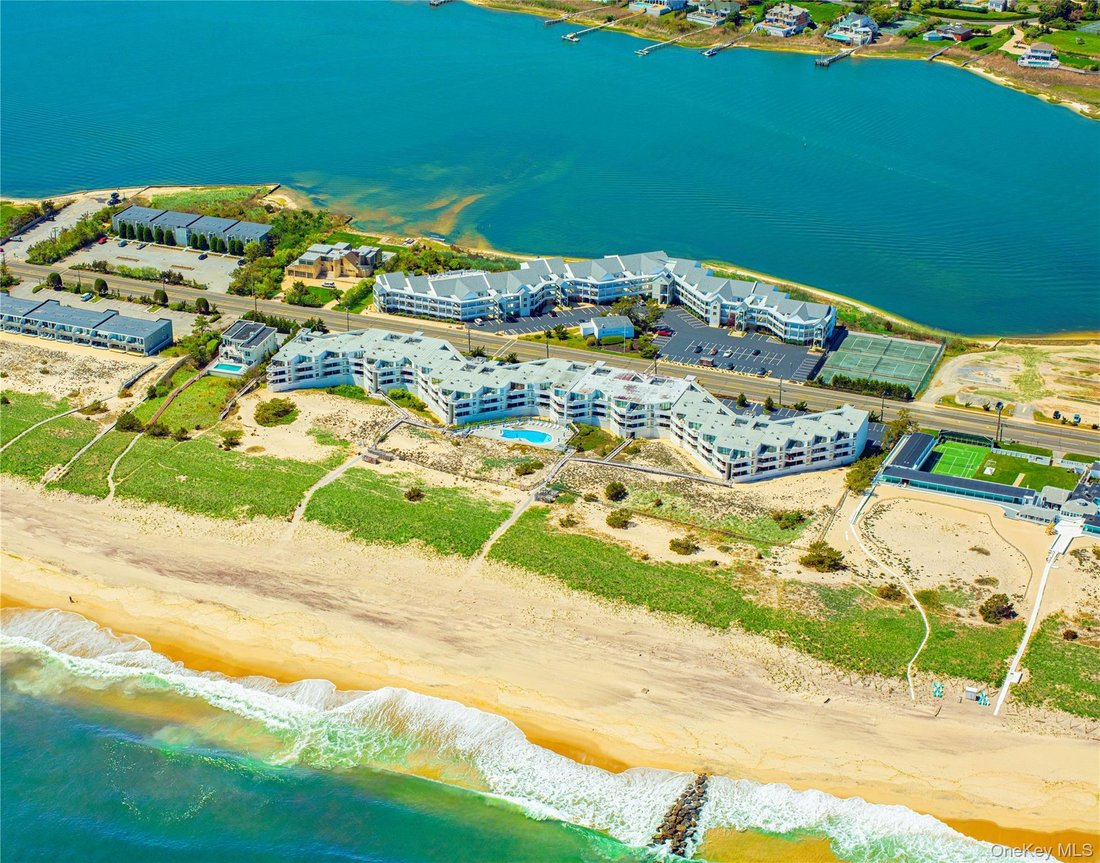 Condo in Westhampton Beach, New York, United States 2 - 17601120