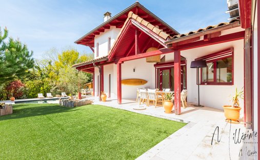 House in Bidart, Nouvelle-Aquitaine, France 1