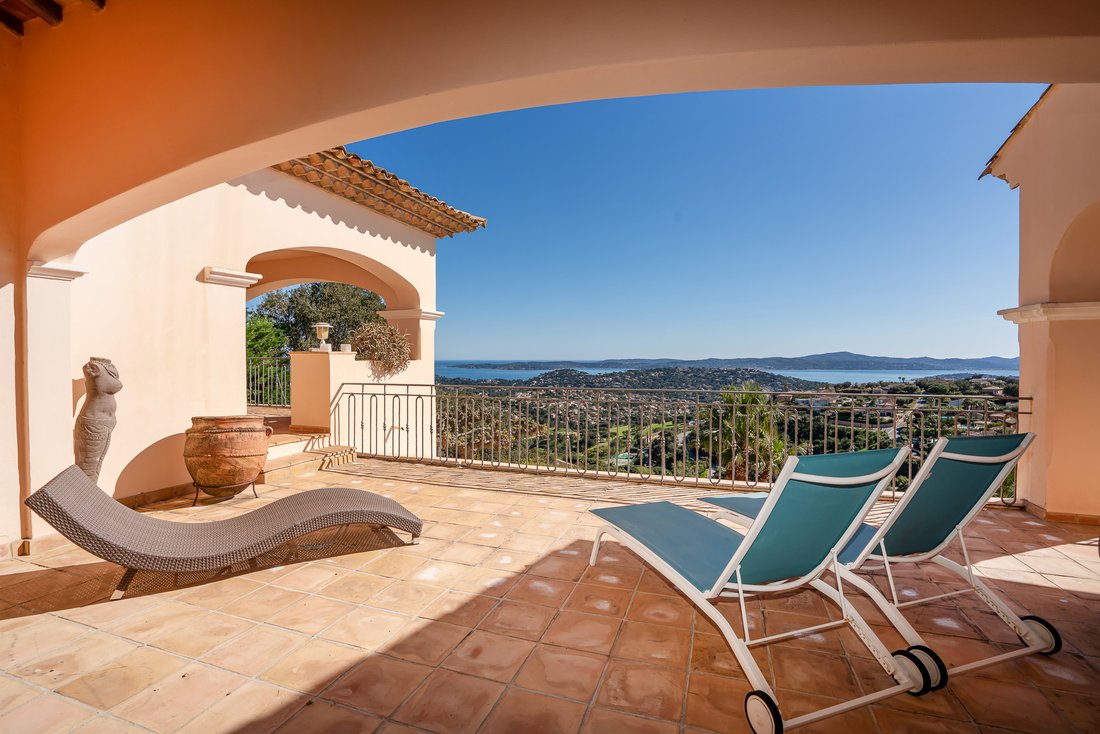 House in Nartelle-Noyer-Bellevue-bd des Sardinaux, Sainte-Maxime, France 2 - 15440159