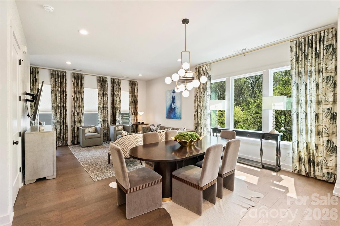Condo in Charlotte, North Carolina, United States 1 - 17614106