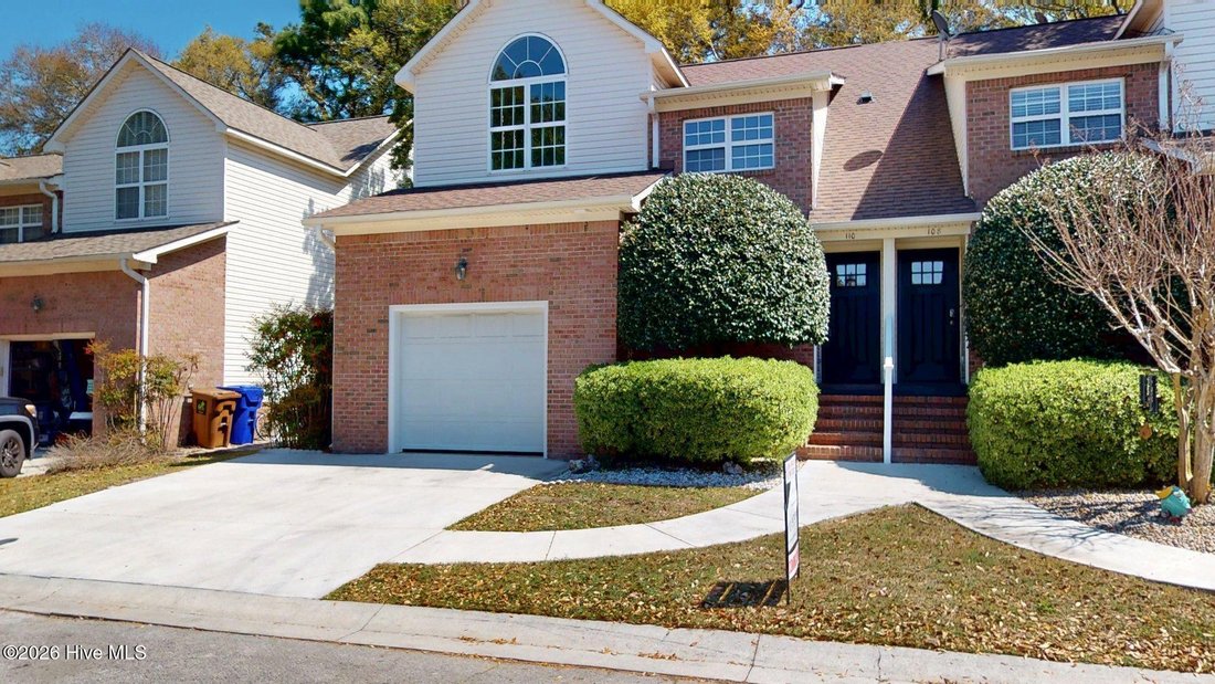 Townhouse in Carolina Beach, North Carolina, United States 1 - 17605217