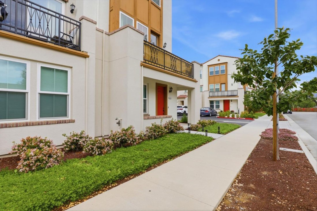 Townhouse in Morgan Hill, California, United States 3 - 17600574