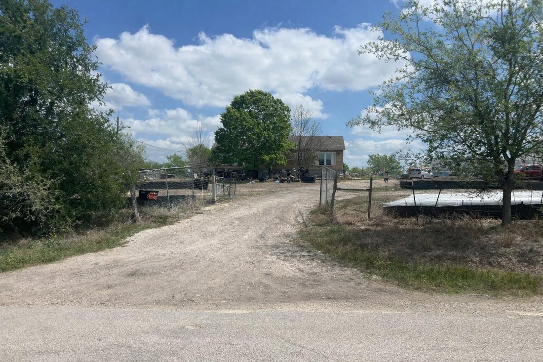 House in Kyle, Texas, United States 5 - 17609457