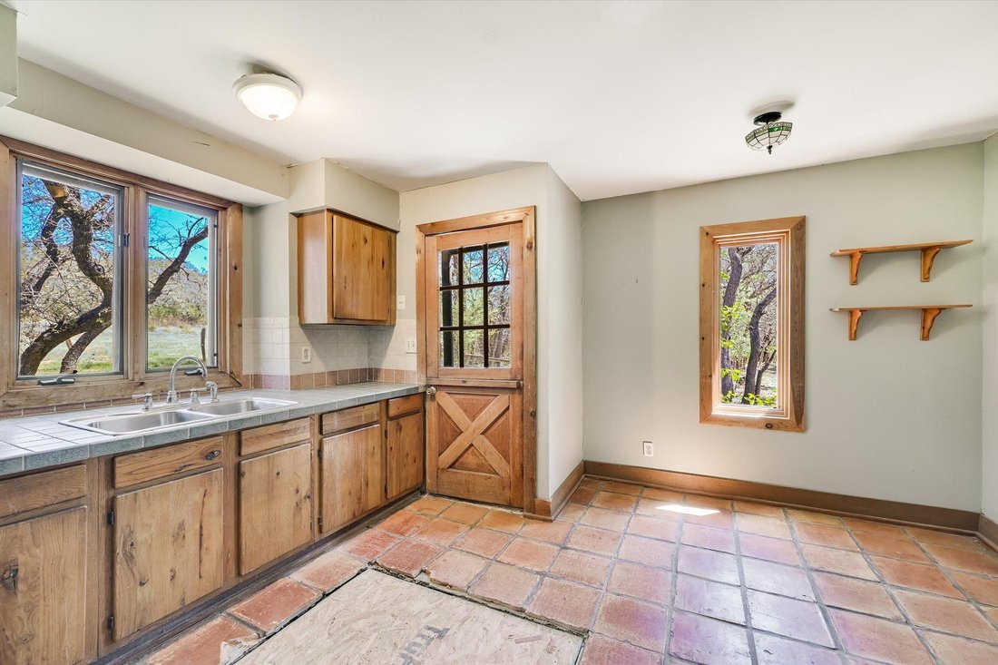 House in Spicewood, Texas, United States 5 - 17609906