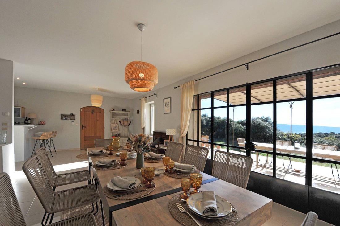 Maison à Gordes, Provence-Alpes-Côte d'Azur, France 4 - 17612235