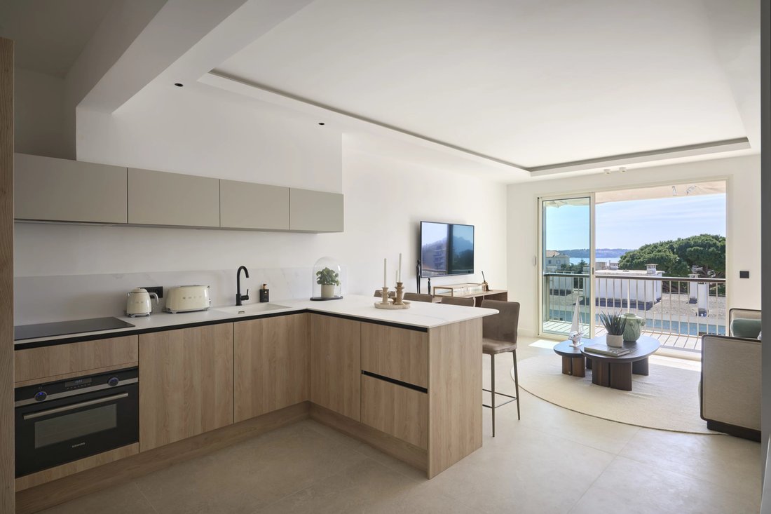Apartment in La Source, Cannes, France 1 - 17602400