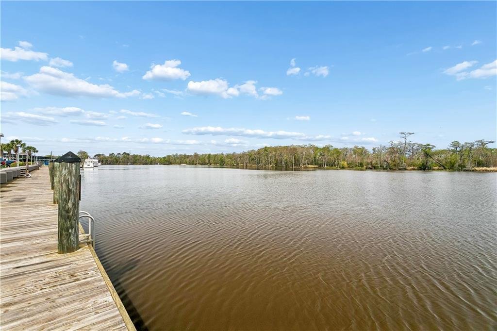 Townhouse in Madisonville, Louisiana, United States 3 - 17600341