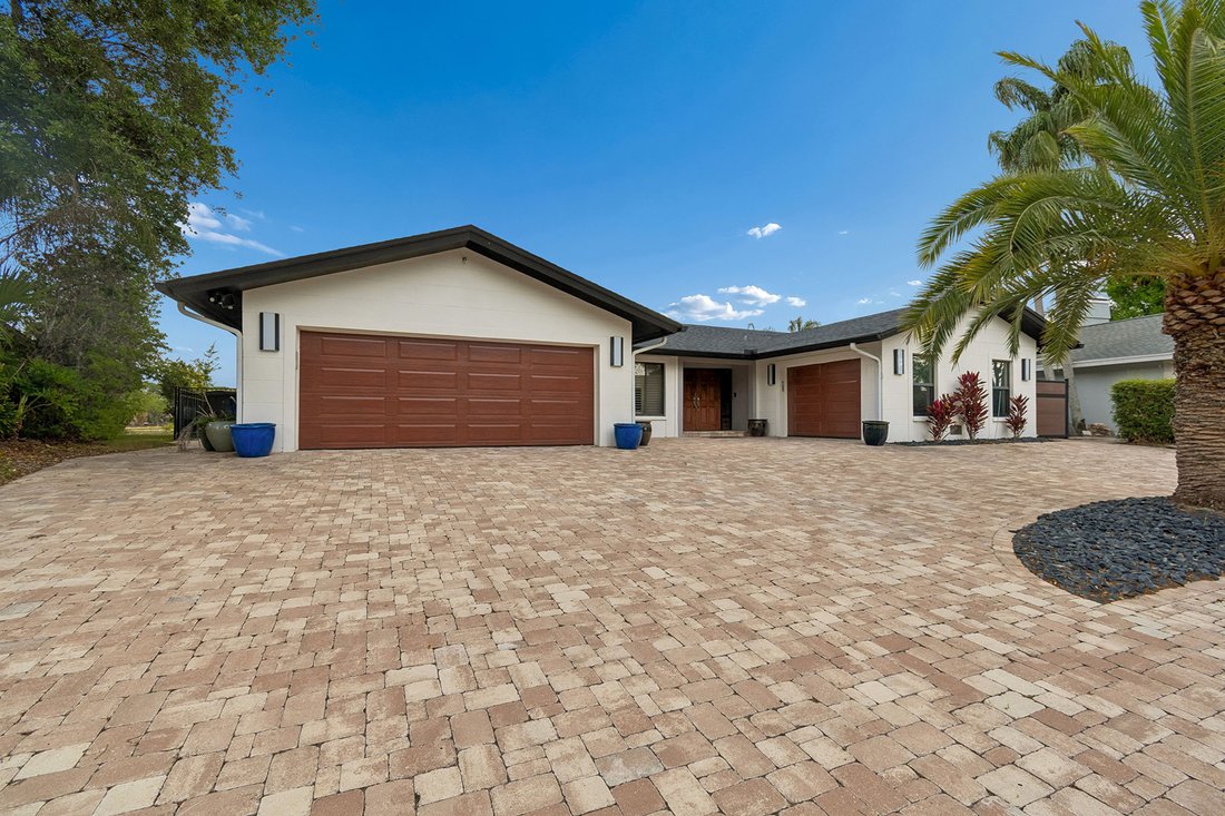 House in Tampa, Florida, United States 2 - 17602513