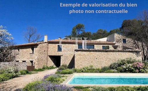 Farm Ranch in Ouest Sud, Vaison-la-Romaine, France 1
