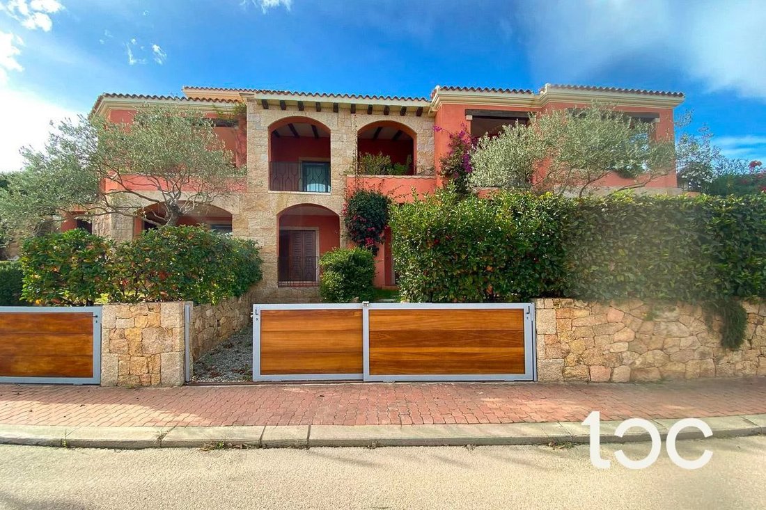 Villa in San Teodoro, Sardinia, Italy 1 - 17602235