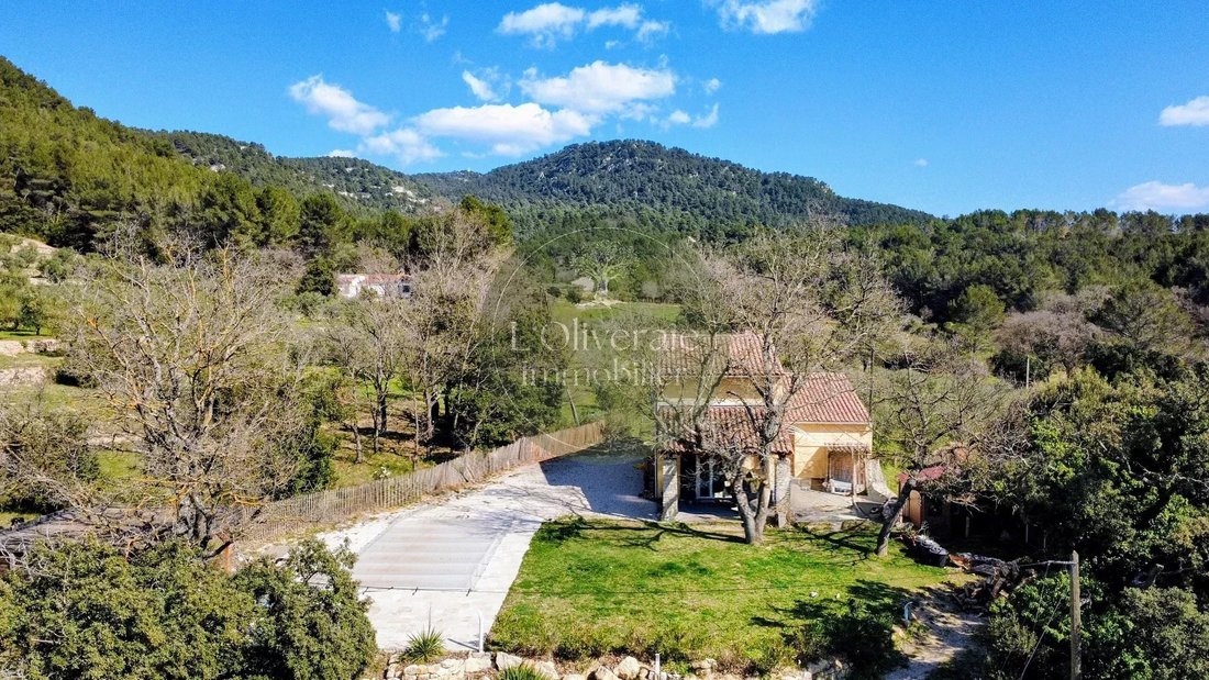 House in La Bouilladisse, Provence-Alpes-Côte d'Azur, France 1 - 17262393
