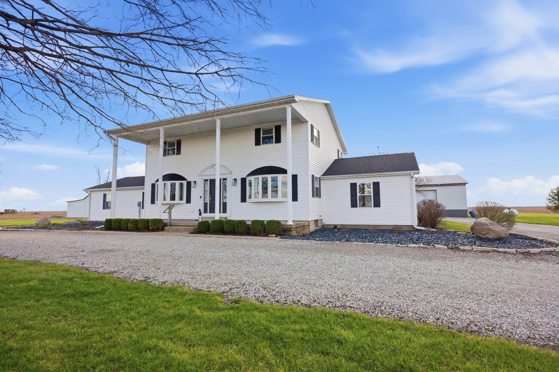 House in Seymour, Illinois, United States 2 - 17608013