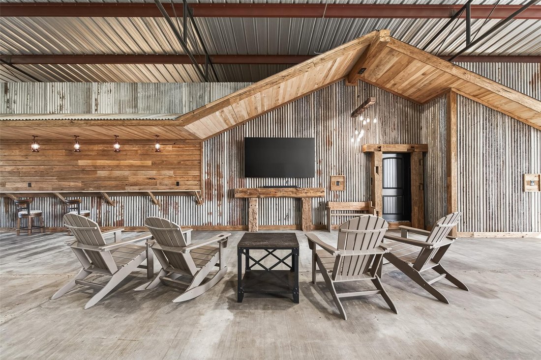House in Brazoria, Texas, United States 3 - 17611131