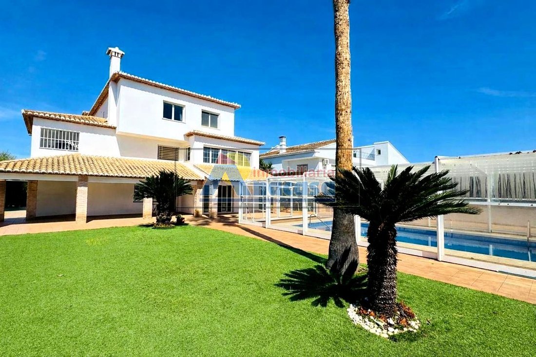 Villa in Oliva, Valencian Community, Spain 1 - 17598445