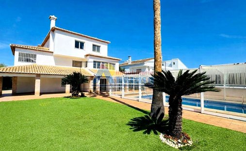 Villa in Oliva, Valencian Community, Spain 1