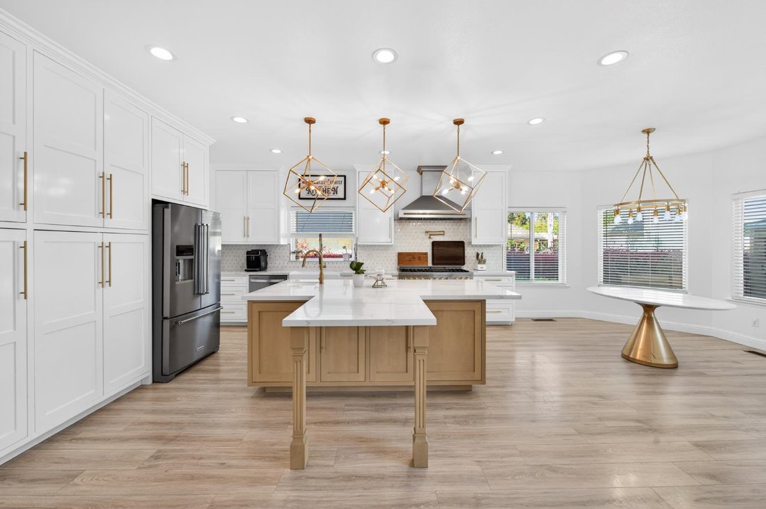 Maison à Clovis, Californie, États-Unis 3 - 17602667