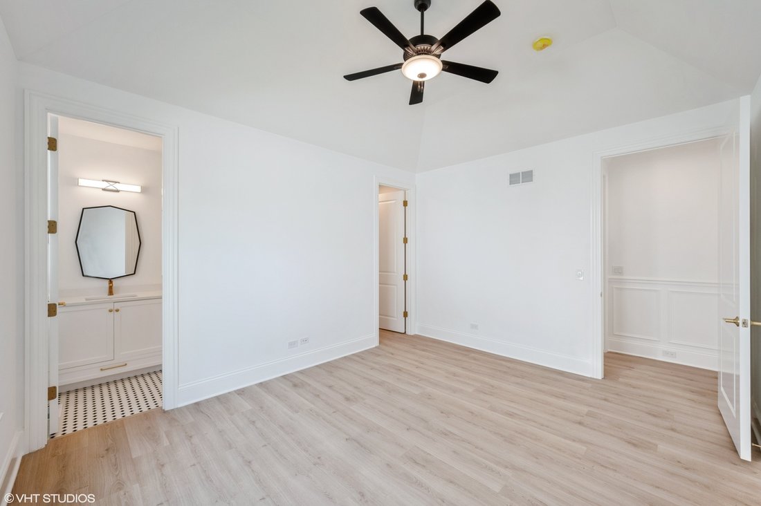 House in Burr Ridge, Illinois, United States 3 - 17608023